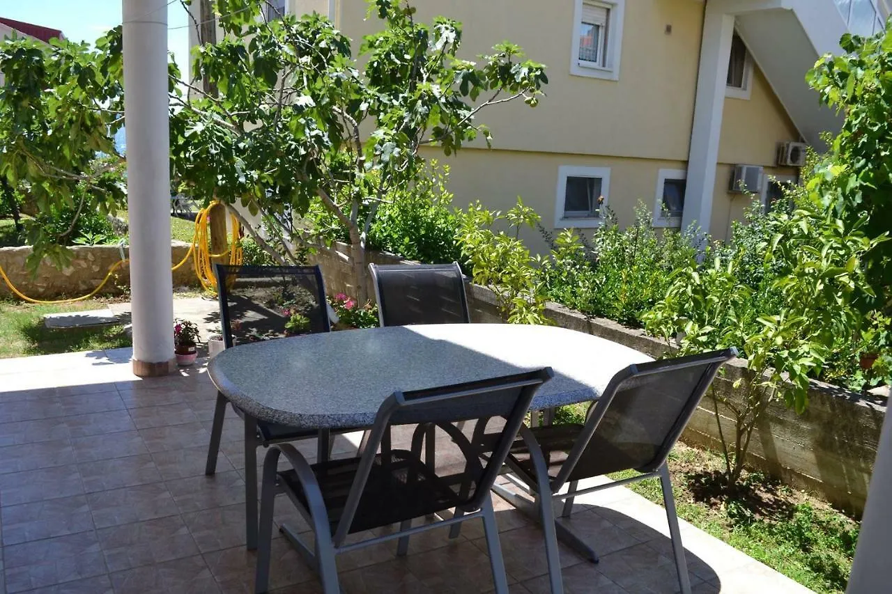 Apartments Zara