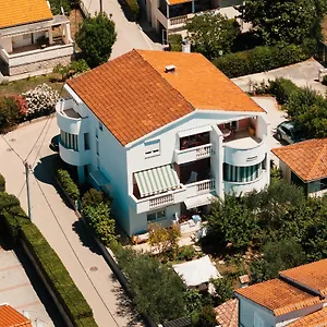 Manda Apartment