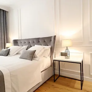 Greta Apartment
