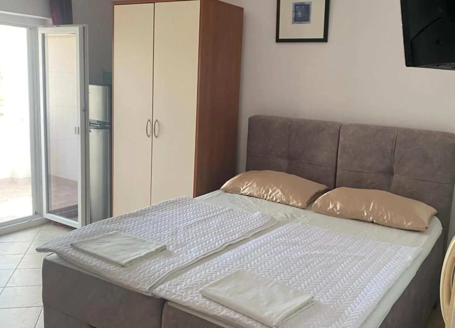Pensionat Apartments Zara