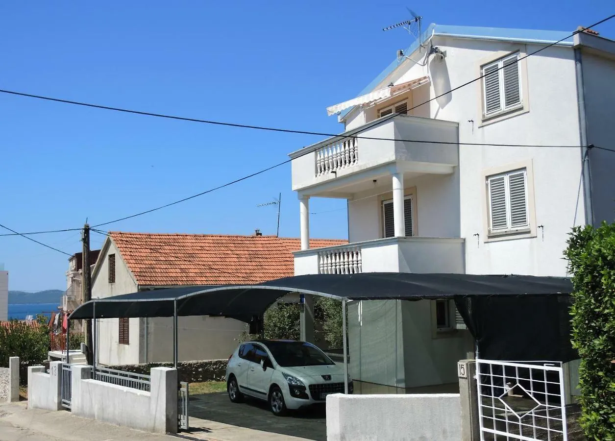 Apartments Zara Guest house